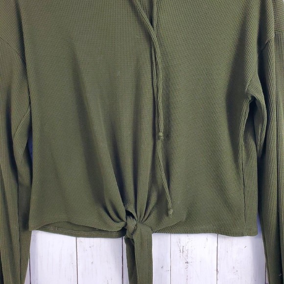 Lily White Knit Crop Sweatshirt Hooded Womens Size Medium Green Light Weight - Picture 4 of 8